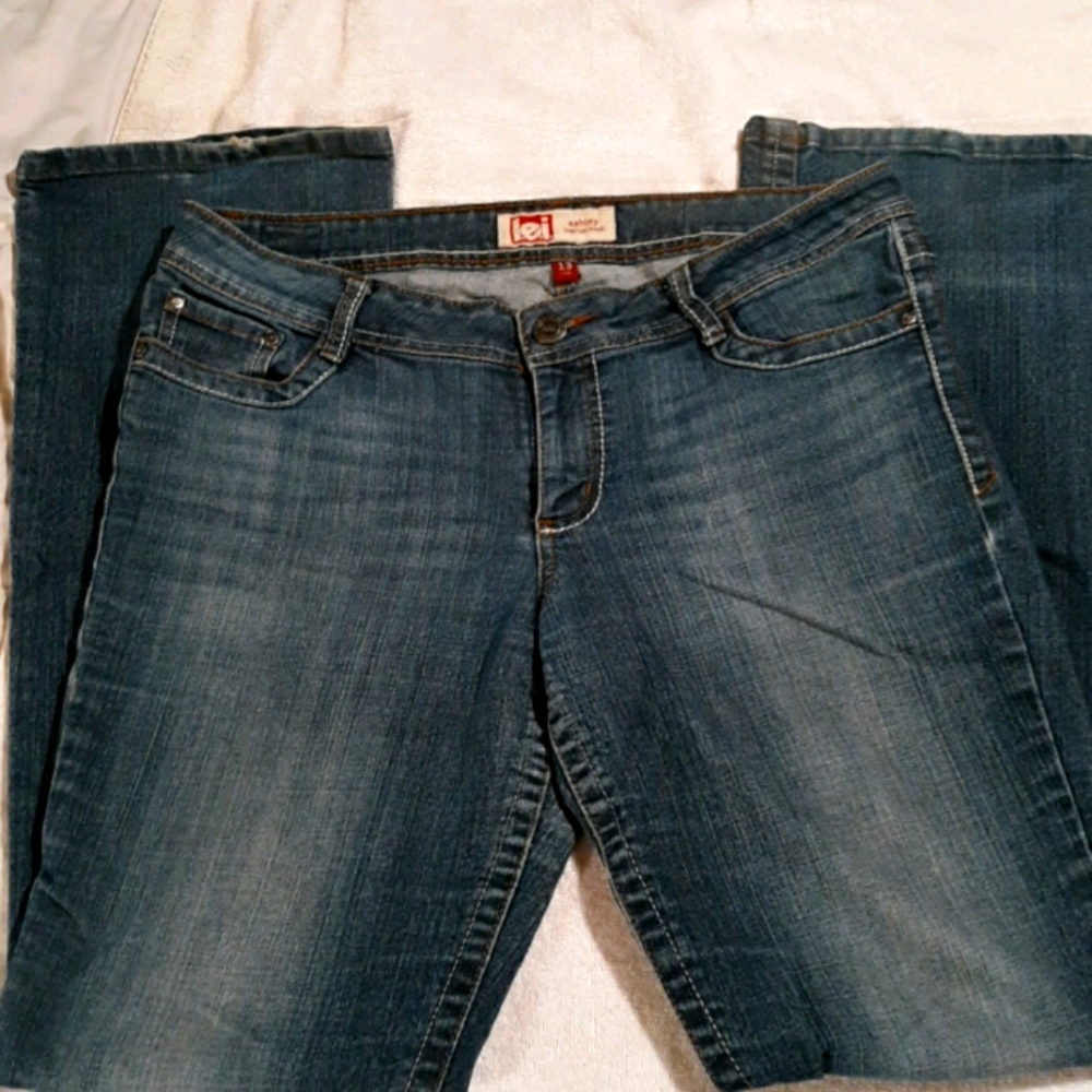 l.e.i. ashley lowrise boot